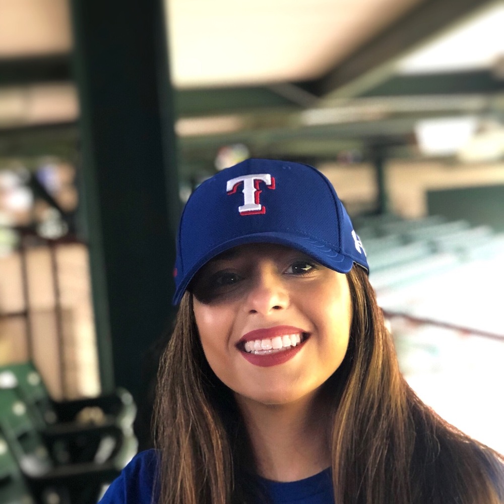Meet your Posher, Desiree